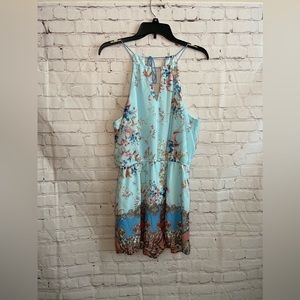 NWOT Francescas Blue Rain Cailene Floral Romper Blue Halter Tie Neck Size L